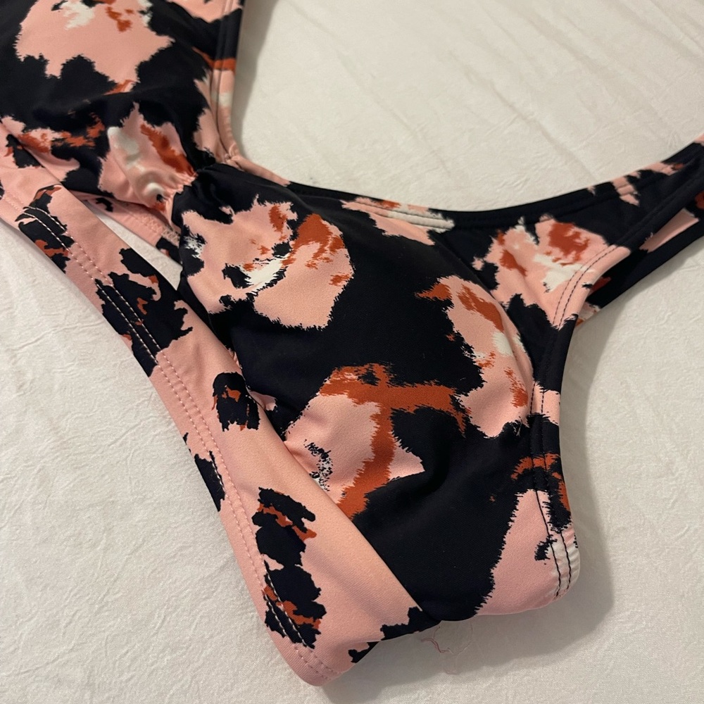 The Bikini Lab top NWOT